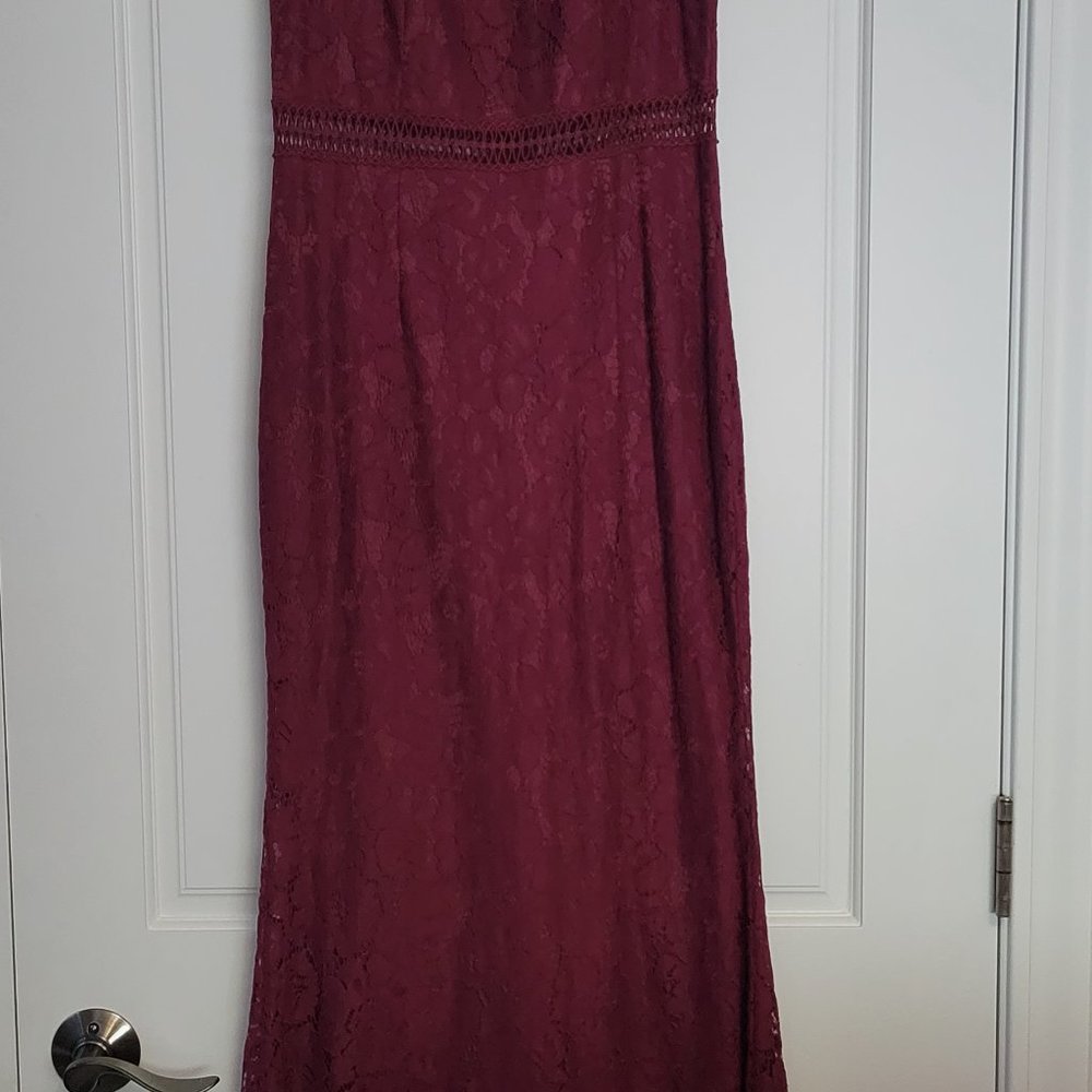 Music of the Heart Burgundy Lace Maxi Dress - Picture 3 of 4